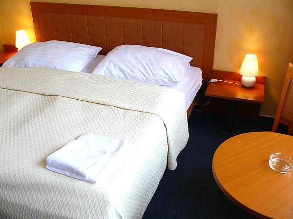 Hotel Prosper Čeladná Esterno foto